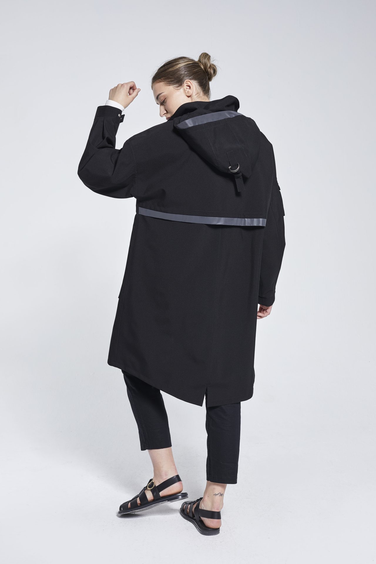 BLACK MARILA RAINCOAT recycled materials Ducktail Rainwear